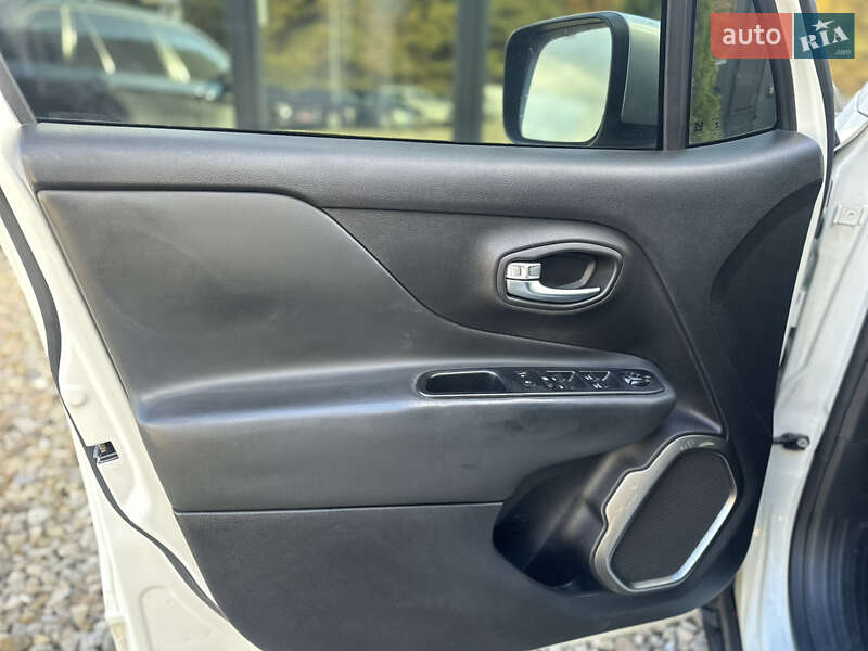 Внедорожник / Кроссовер Jeep Renegade 2018 в Львове