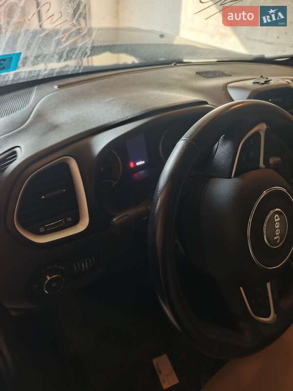 Внедорожник / Кроссовер Jeep Renegade 2020 в Киеве