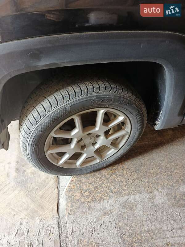 Внедорожник / Кроссовер Jeep Renegade 2020 в Киеве