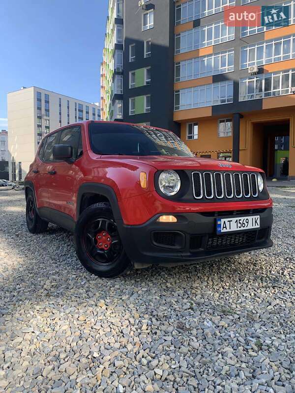 Внедорожник / Кроссовер Jeep Renegade 2015 в Ивано-Франковске