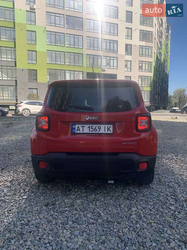 Внедорожник / Кроссовер Jeep Renegade 2015 в Ивано-Франковске