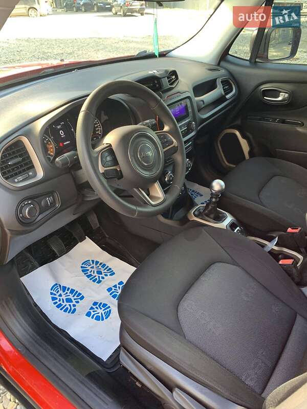 Внедорожник / Кроссовер Jeep Renegade 2015 в Ивано-Франковске