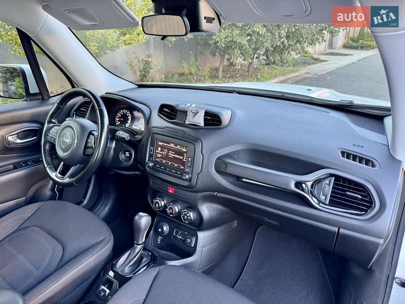 Позашляховик / Кросовер Jeep Renegade 2017 в Одесі фото 43 Позашляховик / Кросовер Jeep Renegade 2017 в Одесі