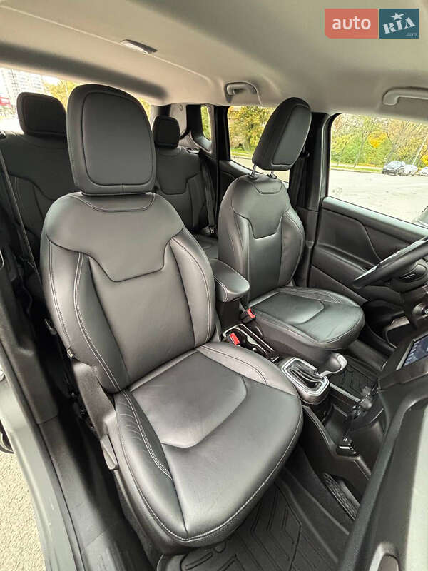 Внедорожник / Кроссовер Jeep Renegade 2020 в Киеве фото 18 Внедорожник / Кроссовер Jeep Renegade 2020 в Киеве