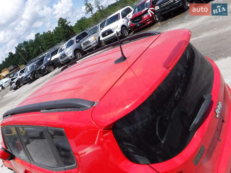 Внедорожник / Кроссовер Jeep Renegade 2019 в Ровно