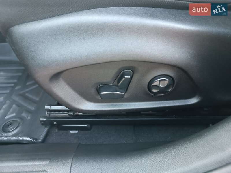 Внедорожник / Кроссовер Jeep Renegade 2017 в Полтаве фото 21 Внедорожник / Кроссовер Jeep Renegade 2017 в Полтаве