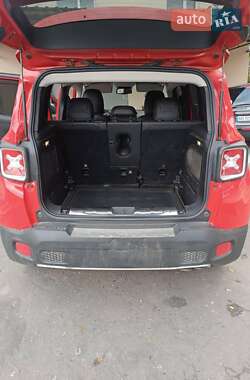 Позашляховик / Кросовер Jeep Renegade 2015 в Бару