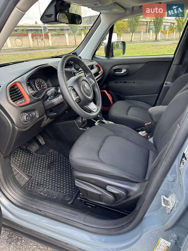 Внедорожник / Кроссовер Jeep Renegade 2018 в Киеве