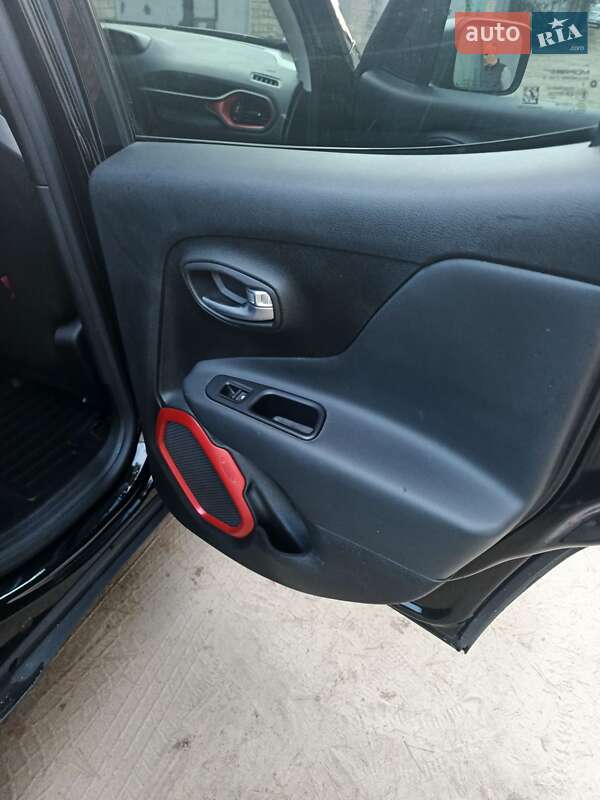 Внедорожник / Кроссовер Jeep Renegade 2017 в Ирпене фото 19 Внедорожник / Кроссовер Jeep Renegade 2017 в Ирпене