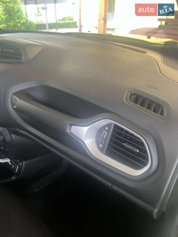 Внедорожник / Кроссовер Jeep Renegade 2018 в Люботине