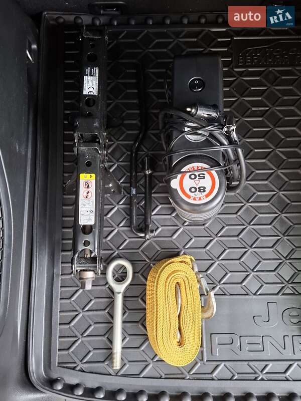 Позашляховик / Кросовер Jeep Renegade 2016 в Новодністровську фото 18 Позашляховик / Кросовер Jeep Renegade 2016 в Новодністровську