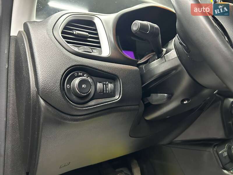 Внедорожник / Кроссовер Jeep Renegade 2018 в Черновцах