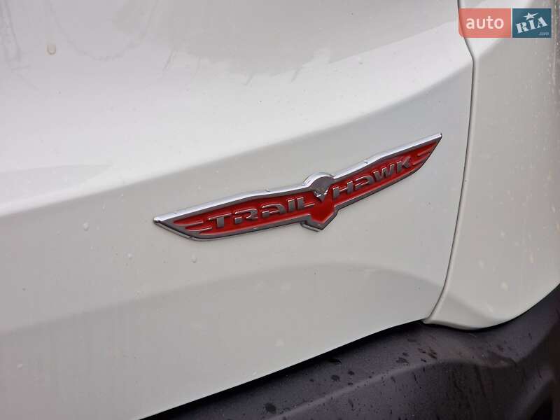 Внедорожник / Кроссовер Jeep Renegade 2020 в Сумах