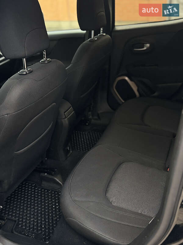 Позашляховик / Кросовер Jeep Renegade 2017 в Броварах