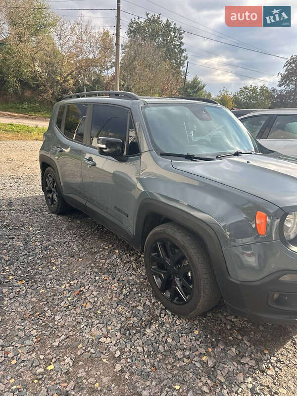 Внедорожник / Кроссовер Jeep Renegade 2018 в Киеве