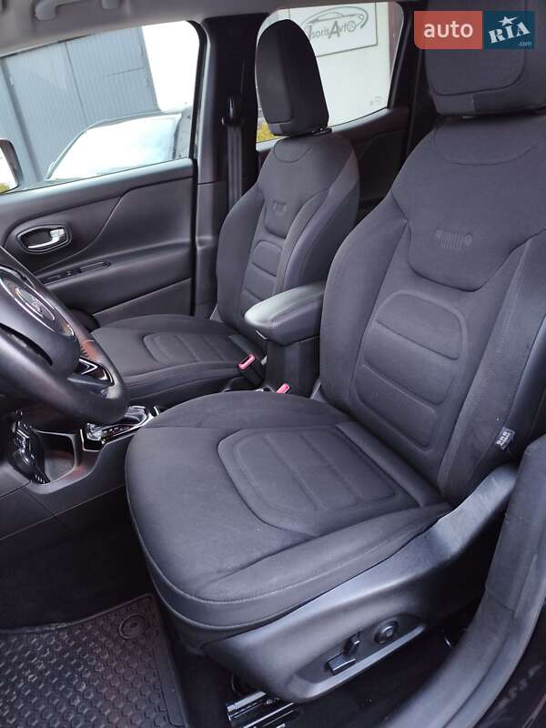 Внедорожник / Кроссовер Jeep Renegade 2016 в Чернигове фото 24 Внедорожник / Кроссовер Jeep Renegade 2016 в Чернигове
