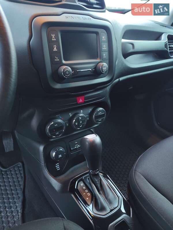 Внедорожник / Кроссовер Jeep Renegade 2016 в Чернигове фото 29 Внедорожник / Кроссовер Jeep Renegade 2016 в Чернигове