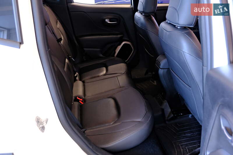 Позашляховик / Кросовер Jeep Renegade 2017 в Одесі