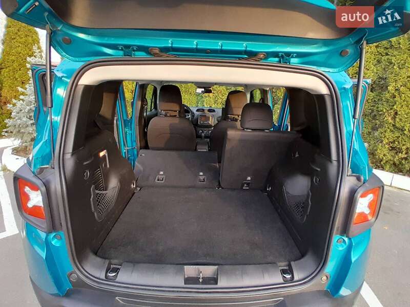 Внедорожник / Кроссовер Jeep Renegade 2019 в Киеве