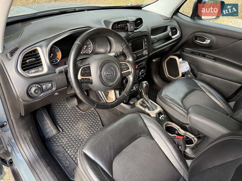 Внедорожник / Кроссовер Jeep Renegade 2017 в Киеве