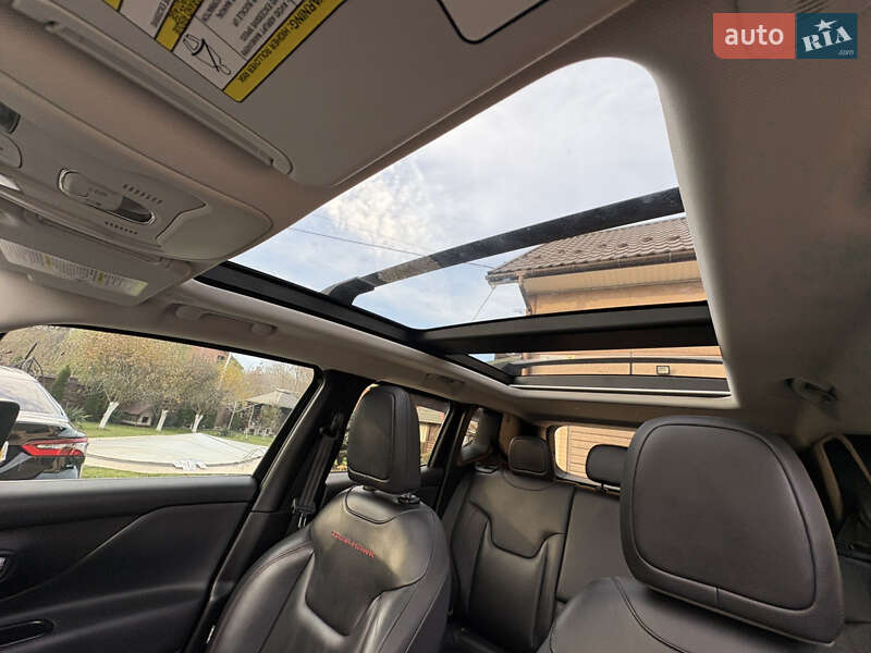 Внедорожник / Кроссовер Jeep Renegade 2018 в Ивано-Франковске фото 31 Внедорожник / Кроссовер Jeep Renegade 2018 в Ивано-Франковске