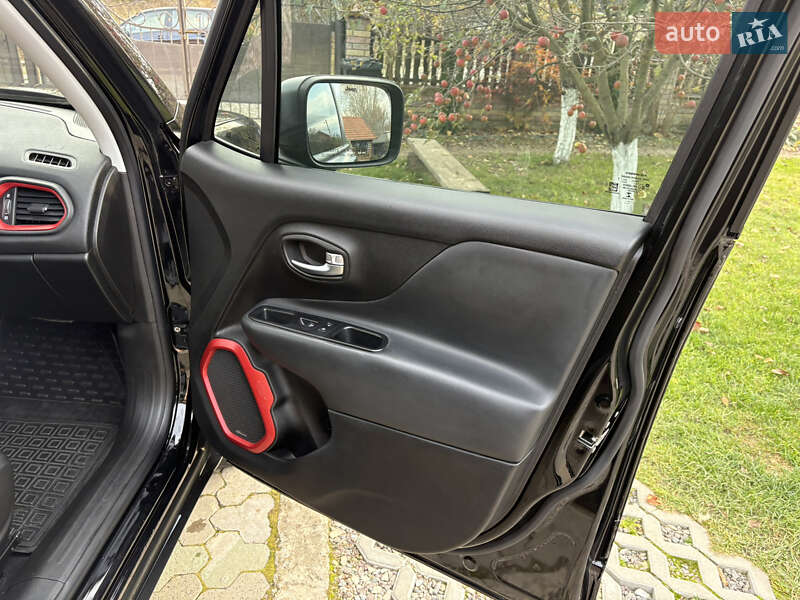 Внедорожник / Кроссовер Jeep Renegade 2018 в Ивано-Франковске фото 39 Внедорожник / Кроссовер Jeep Renegade 2018 в Ивано-Франковске