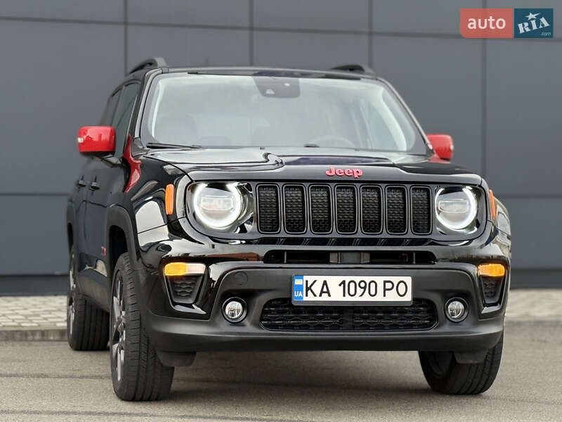 Внедорожник / Кроссовер Jeep Renegade 2023 в Киеве