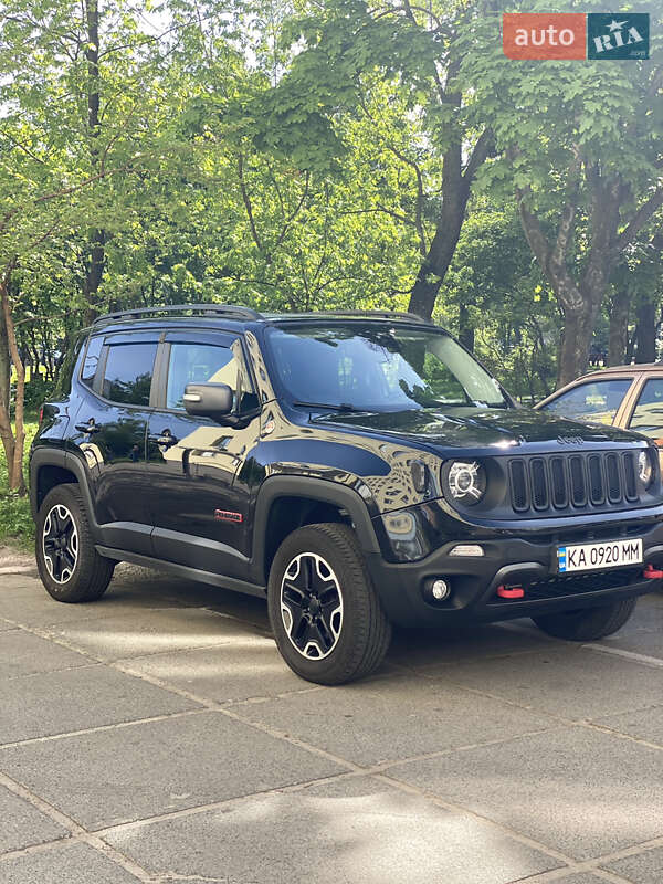 Внедорожник / Кроссовер Jeep Renegade 2016 в Каневе