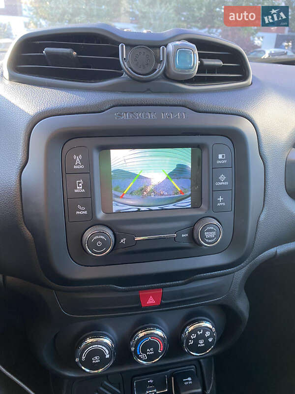 Внедорожник / Кроссовер Jeep Renegade 2017 в Киеве