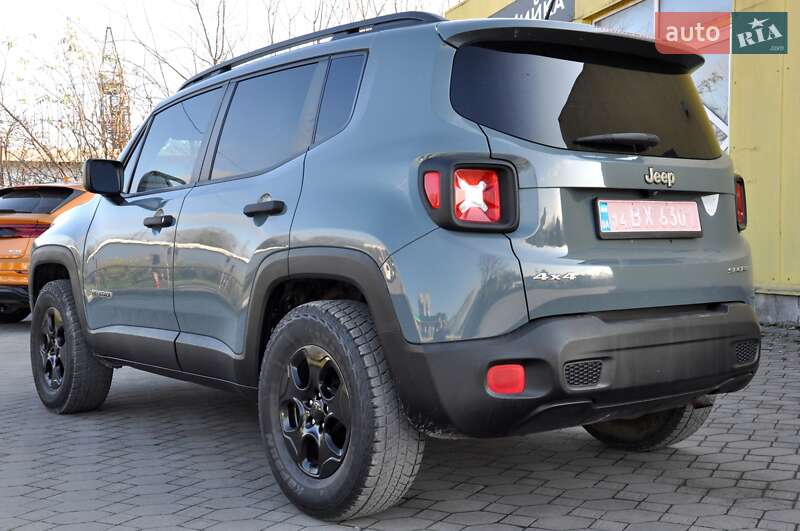 Позашляховик / Кросовер Jeep Renegade 2017 в Львові
