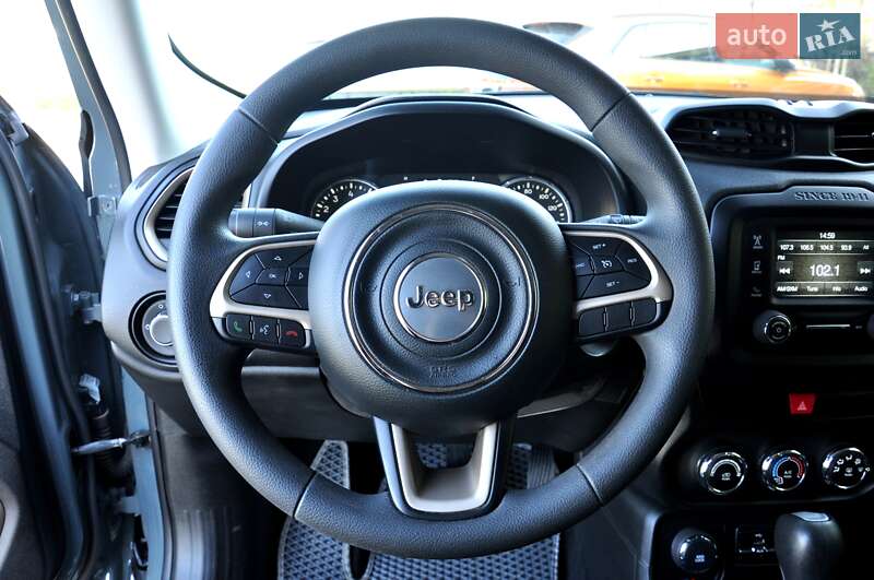 Позашляховик / Кросовер Jeep Renegade 2017 в Львові