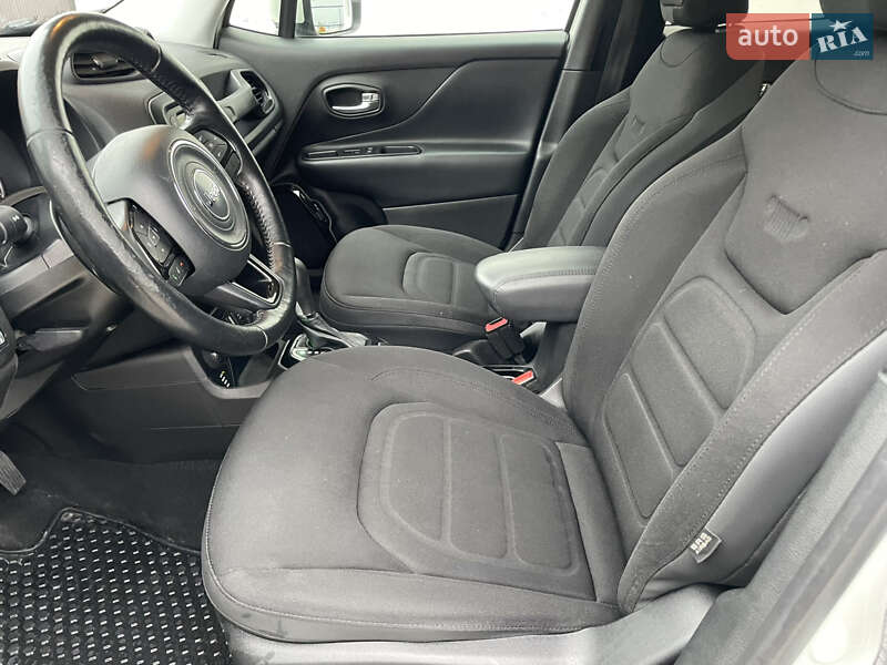 Внедорожник / Кроссовер Jeep Renegade 2017 в Лубнах