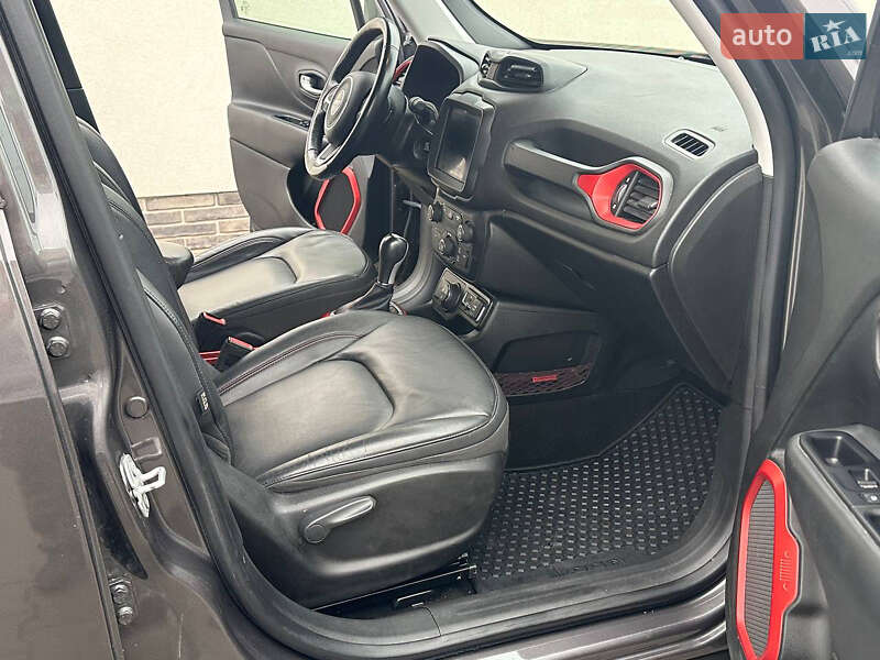 Позашляховик / Кросовер Jeep Renegade 2019 в Хмельницькому фото 41 Позашляховик / Кросовер Jeep Renegade 2019 в Хмельницькому