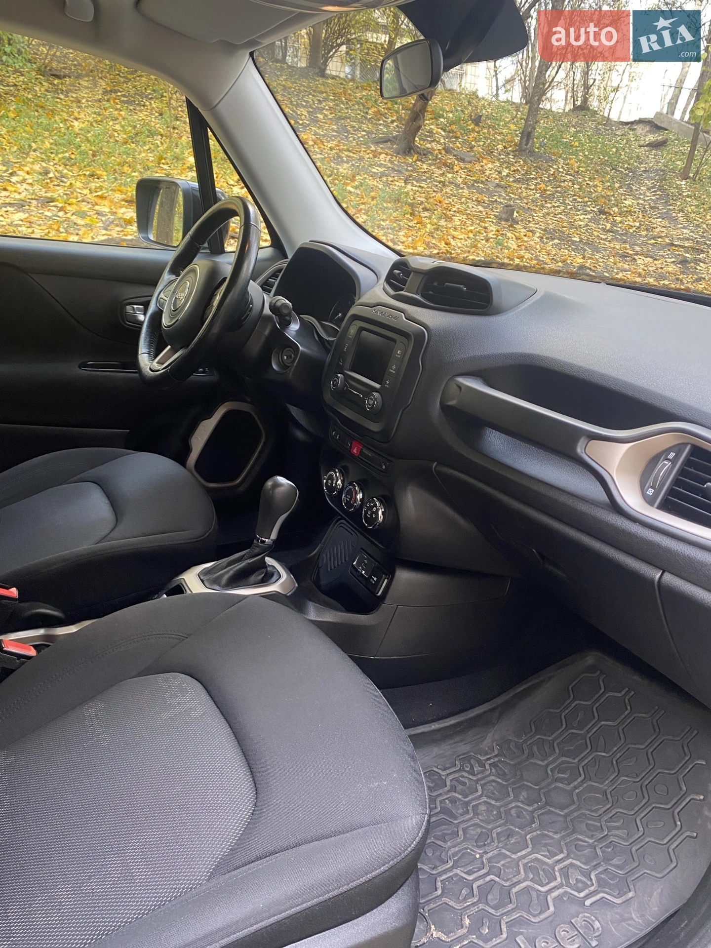 2016 Jeep Renegade - мініатюра 11