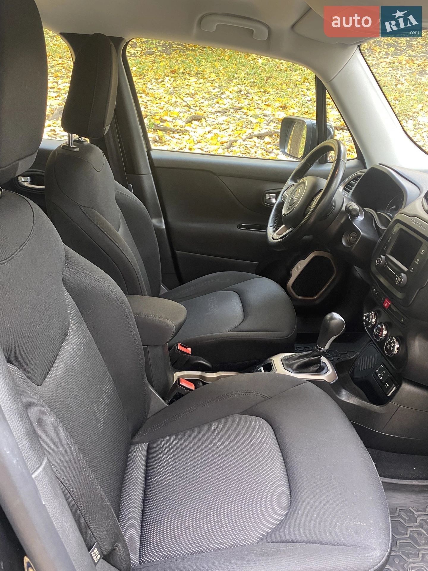 2016 Jeep Renegade - мініатюра 12