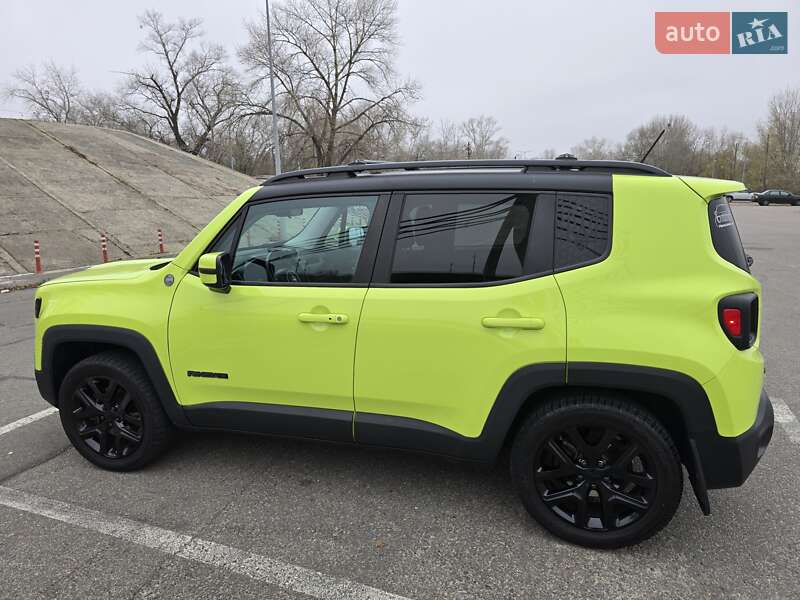 Внедорожник / Кроссовер Jeep Renegade 2017 в Киеве