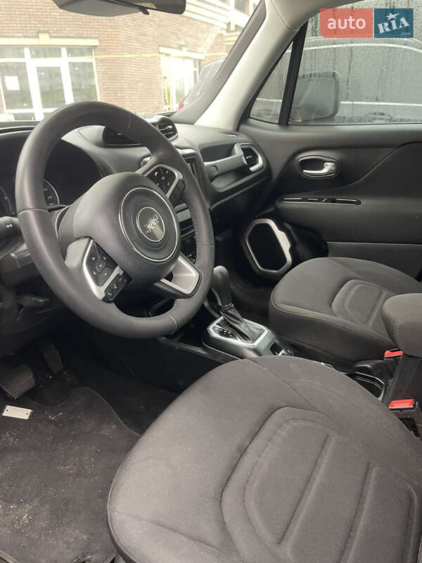 Позашляховик / Кросовер Jeep Renegade 2019 в Києві фото 6 Позашляховик / Кросовер Jeep Renegade 2019 в Києві