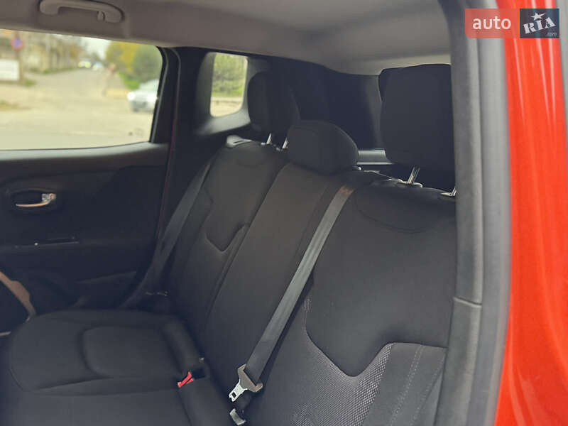 Позашляховик / Кросовер Jeep Renegade 2015 в Одесі