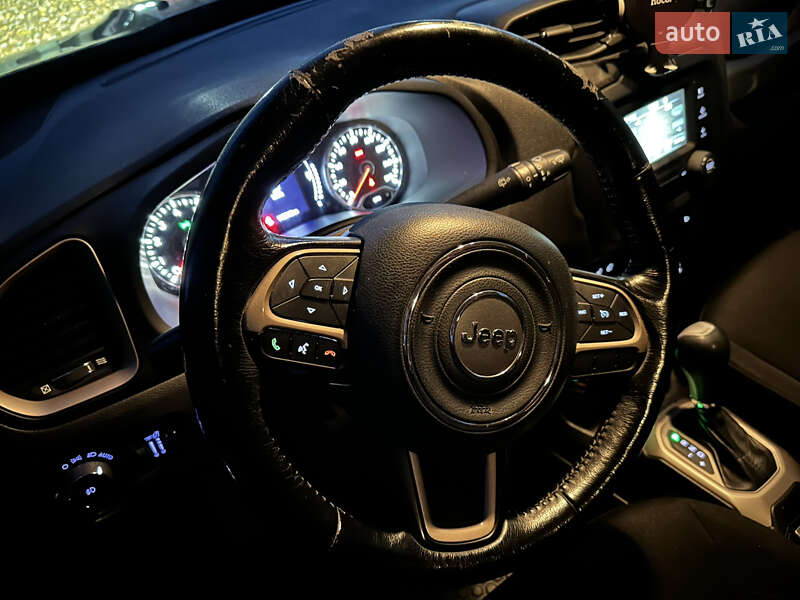 Позашляховик / Кросовер Jeep Renegade 2017 в Хмельницькому фото 11 Позашляховик / Кросовер Jeep Renegade 2017 в Хмельницькому