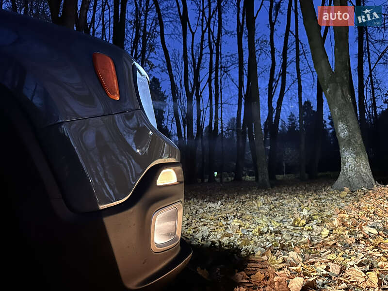 Позашляховик / Кросовер Jeep Renegade 2017 в Хмельницькому фото 12 Позашляховик / Кросовер Jeep Renegade 2017 в Хмельницькому