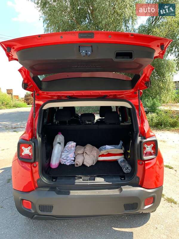 Внедорожник / Кроссовер Jeep Renegade 2015 в Борисполе