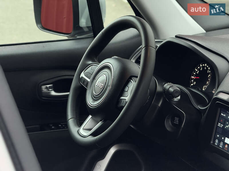 Внедорожник / Кроссовер Jeep Renegade 2020 в Киеве