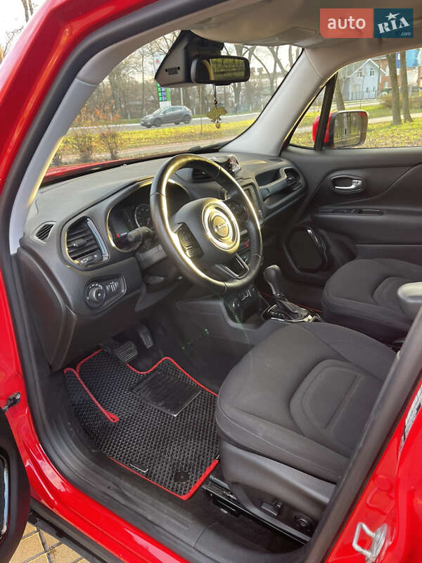 Внедорожник / Кроссовер Jeep Renegade 2017 в Броварах