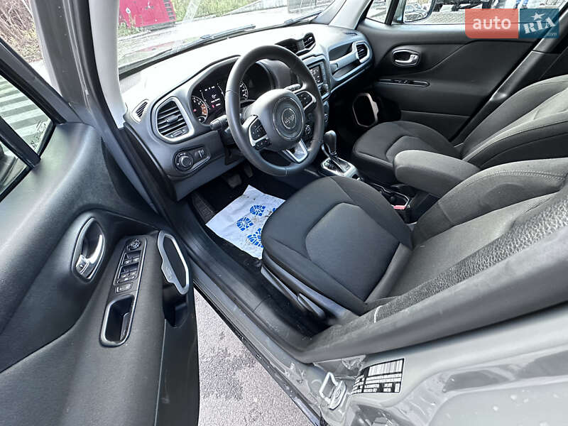 Внедорожник / Кроссовер Jeep Renegade 2019 в Киеве