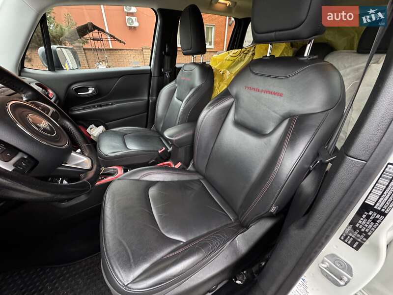 Внедорожник / Кроссовер Jeep Renegade 2016 в Виннице