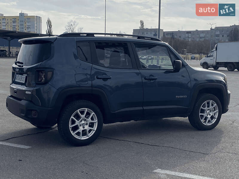 Внедорожник / Кроссовер Jeep Renegade 2022 в Киеве