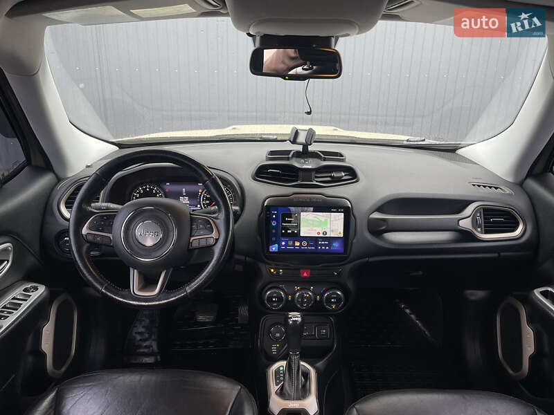 Внедорожник / Кроссовер Jeep Renegade 2015 в Киеве