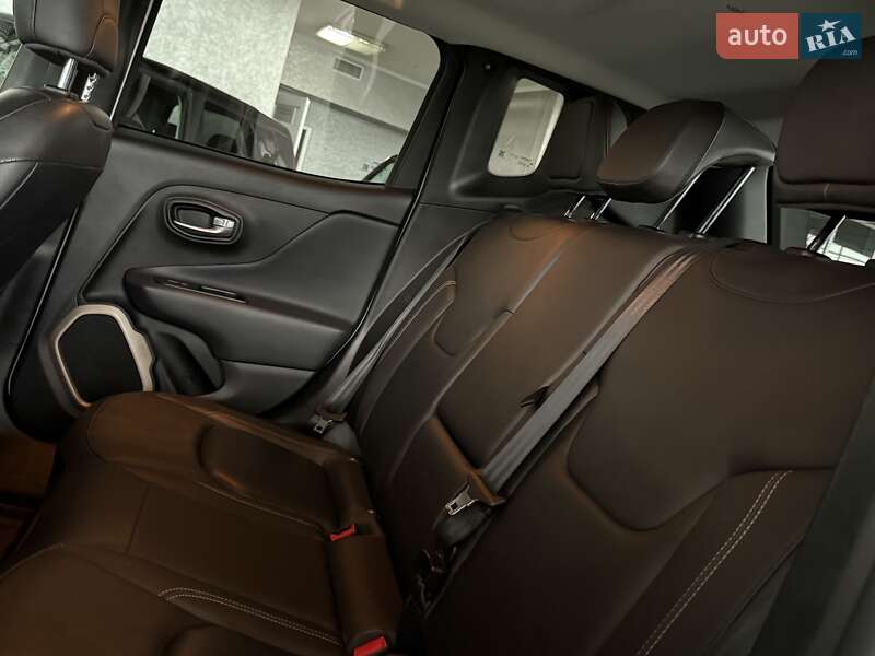 Позашляховик / Кросовер Jeep Renegade 2017 в Одесі