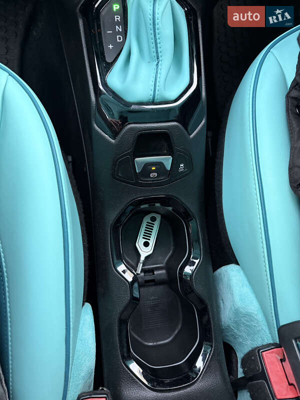 Позашляховик / Кросовер Jeep Renegade 2015 в Львові