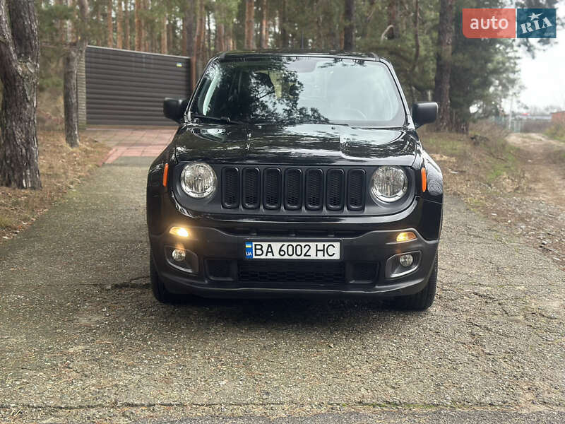 Внедорожник / Кроссовер Jeep Renegade 2017 в Киеве